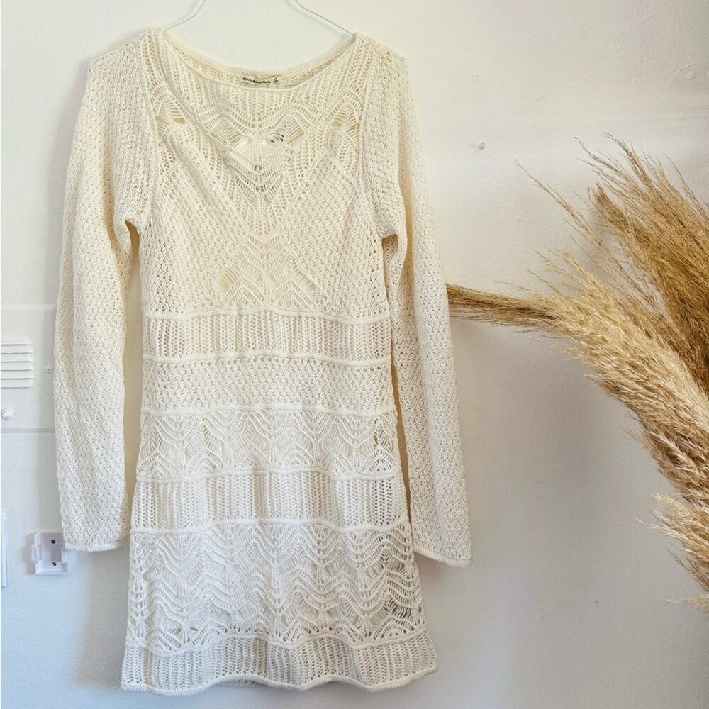NEW ABERCROMBIE White Crochet Lace Cutout Long Sleeve Lace Mini Sweater Dress L - Picture 6 of 16